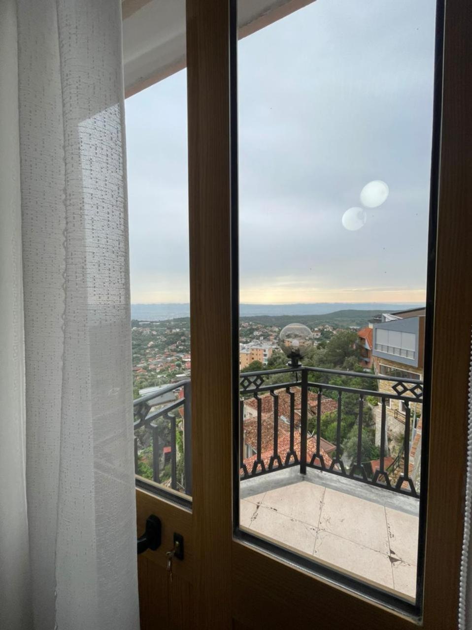 --Hotel Deal-- Rooms With Castle View Krujë المظهر الخارجي الصورة