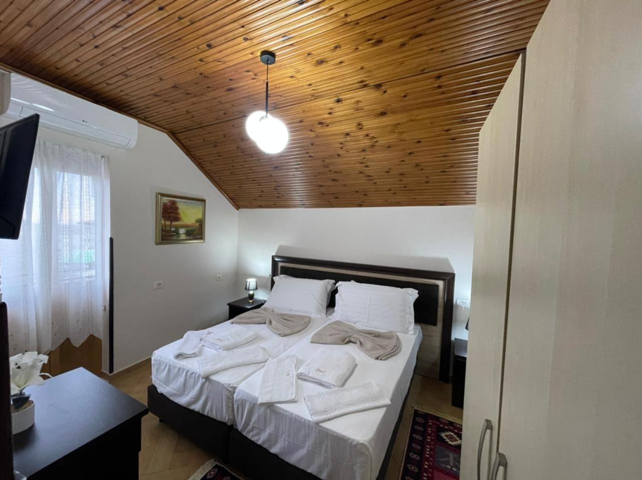 --Hotel Deal-- Rooms With Castle View Krujë المظهر الخارجي الصورة