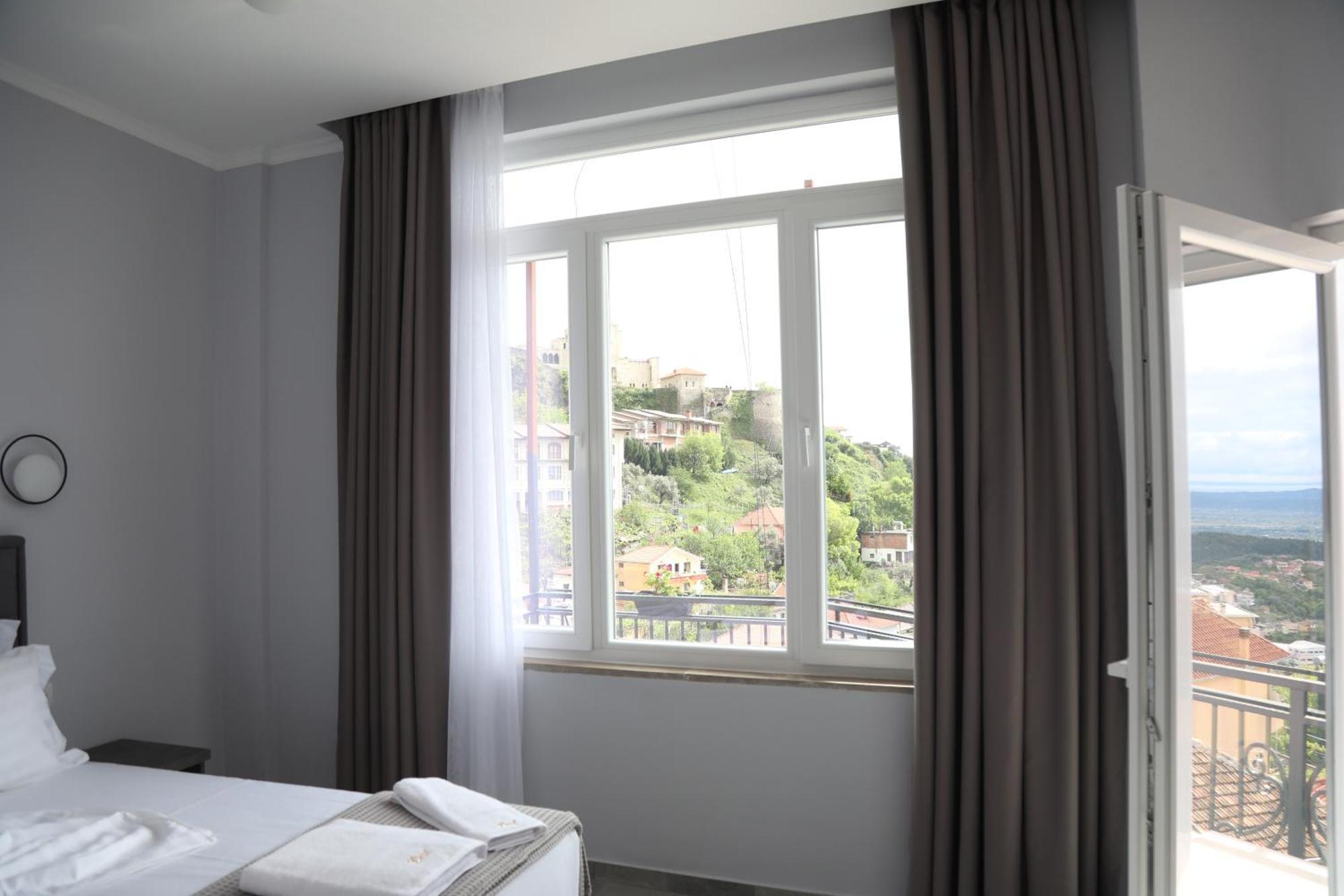 --Hotel Deal-- Rooms With Castle View Krujë المظهر الخارجي الصورة