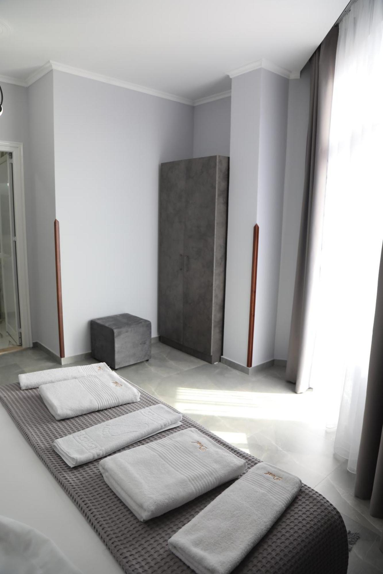 --Hotel Deal-- Rooms With Castle View Krujë المظهر الخارجي الصورة