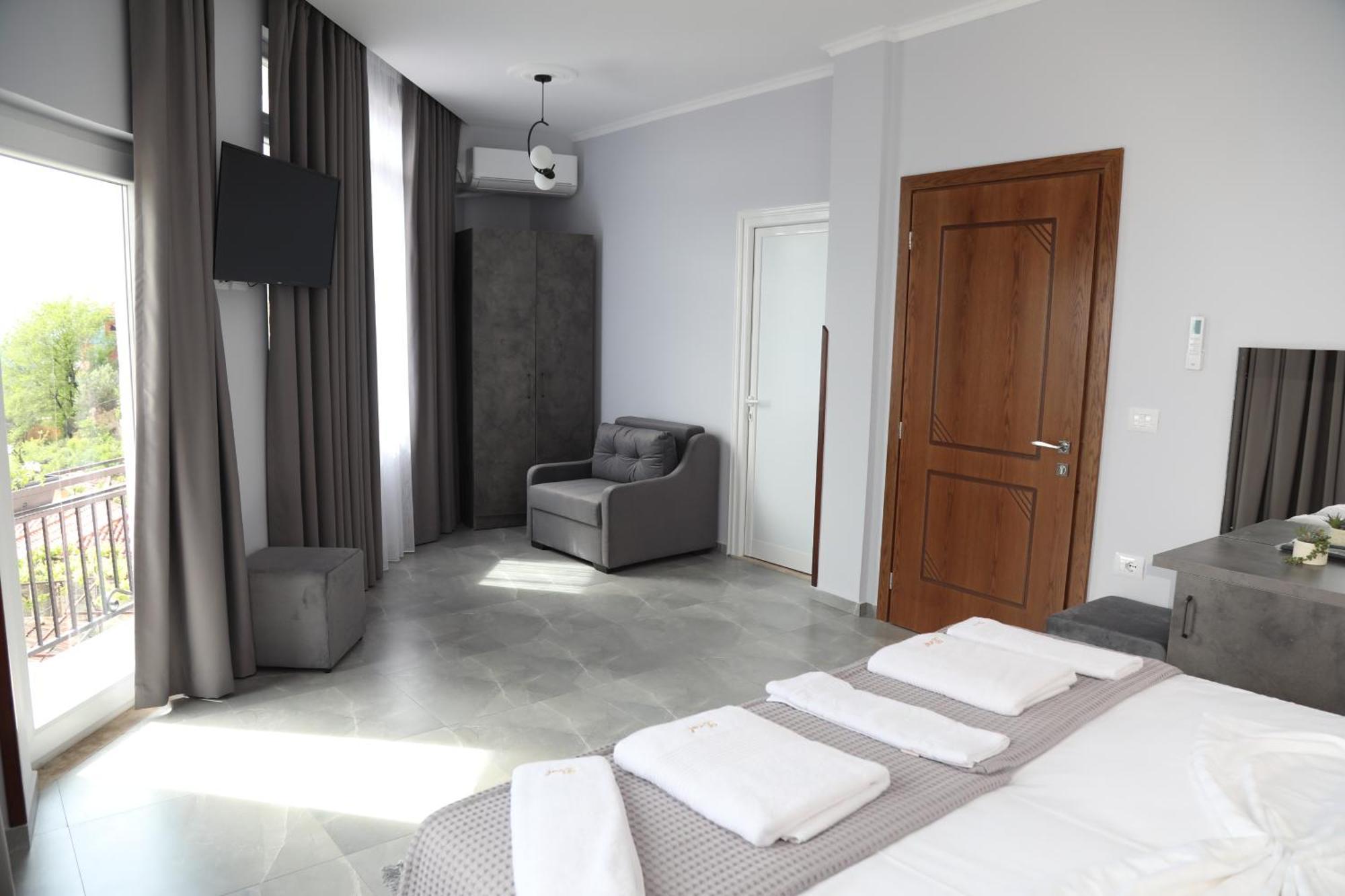 --Hotel Deal-- Rooms With Castle View Krujë المظهر الخارجي الصورة