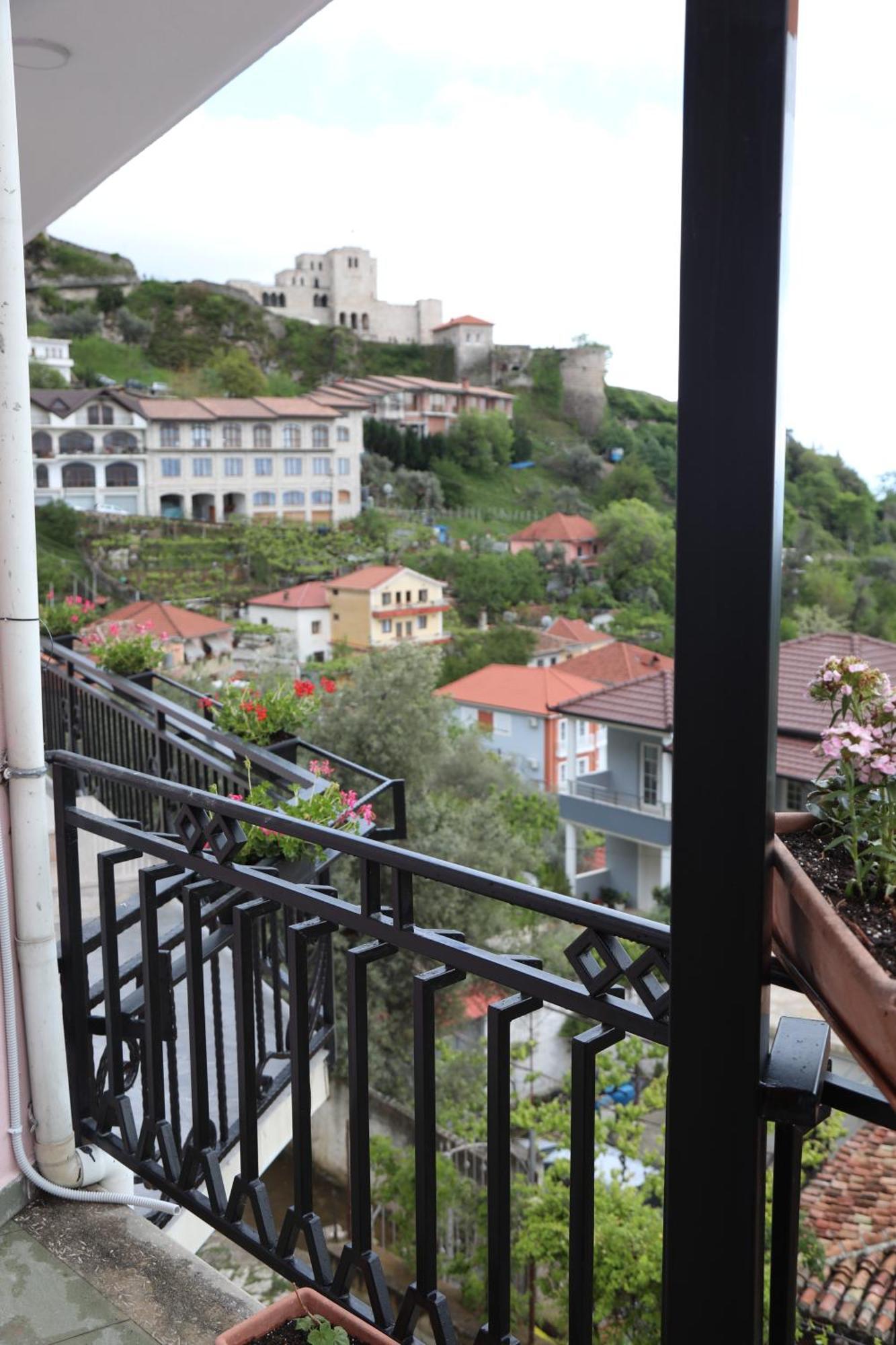 --Hotel Deal-- Rooms With Castle View Krujë المظهر الخارجي الصورة