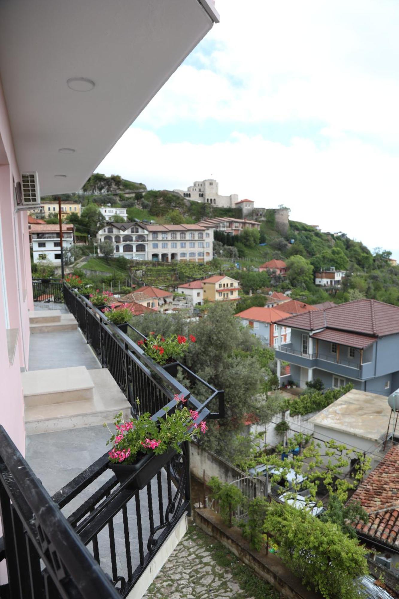--Hotel Deal-- Rooms With Castle View Krujë المظهر الخارجي الصورة