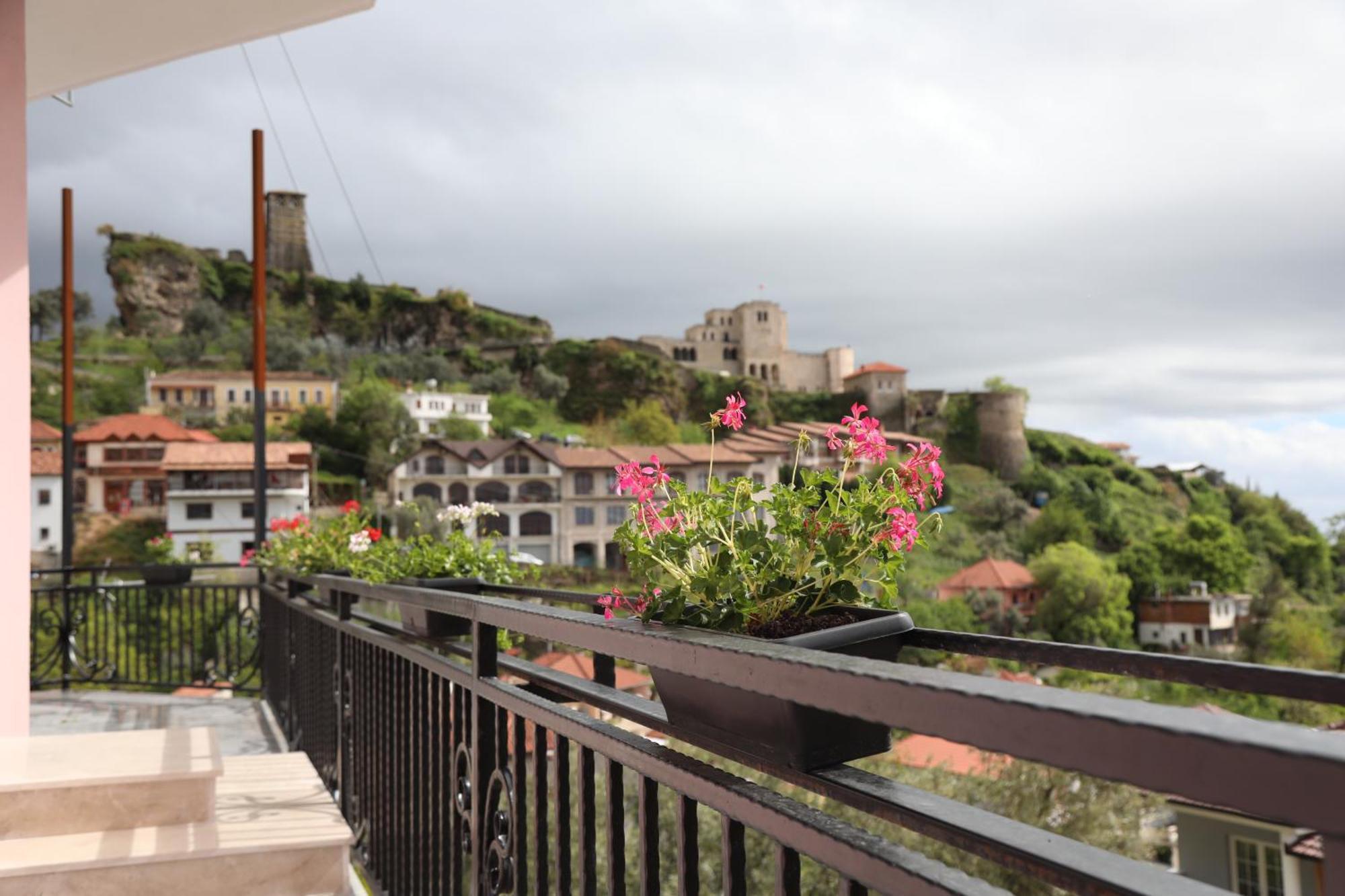 --Hotel Deal-- Rooms With Castle View Krujë المظهر الخارجي الصورة