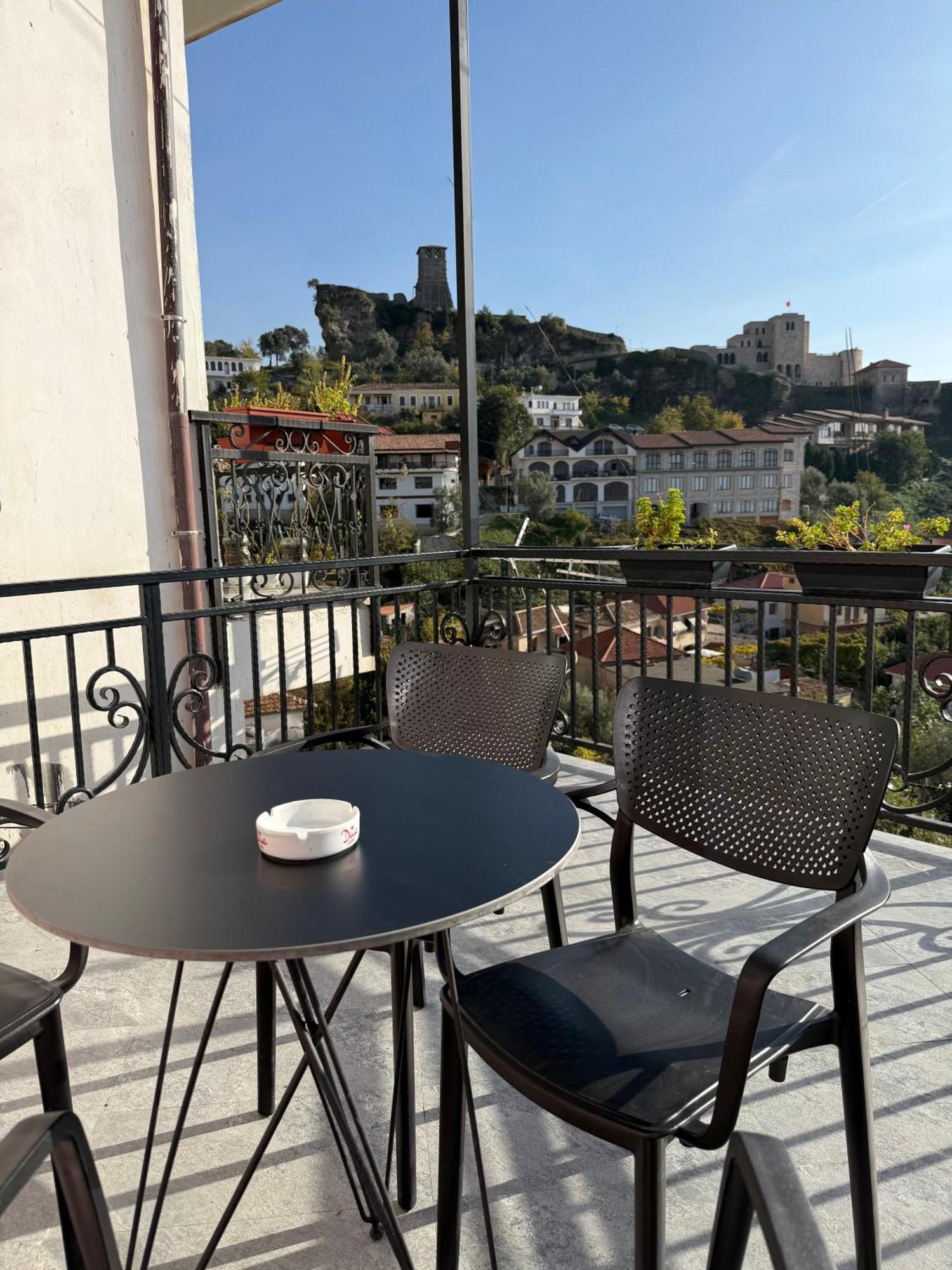 --Hotel Deal-- Rooms With Castle View Krujë المظهر الخارجي الصورة