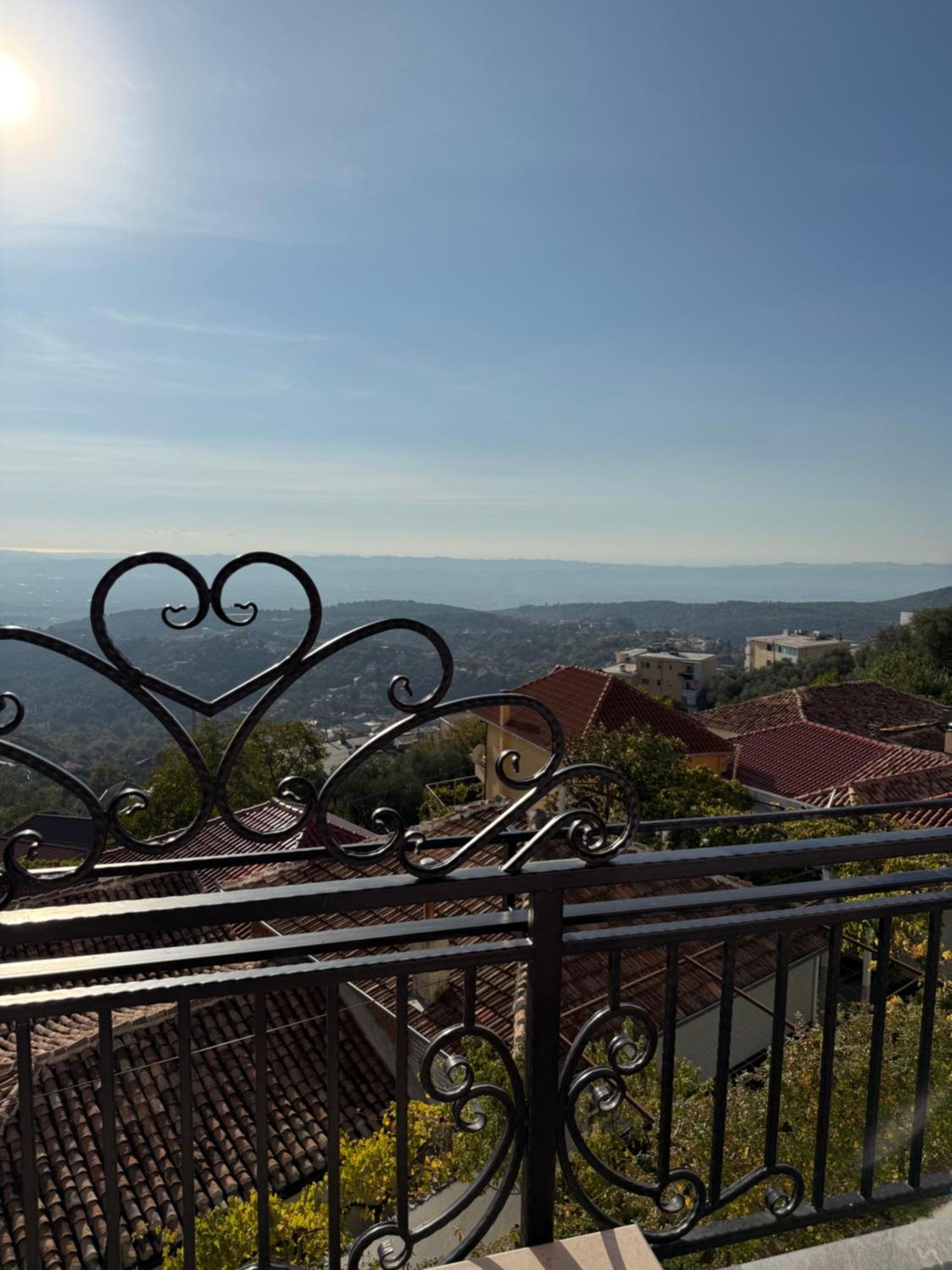 --Hotel Deal-- Rooms With Castle View Krujë المظهر الخارجي الصورة