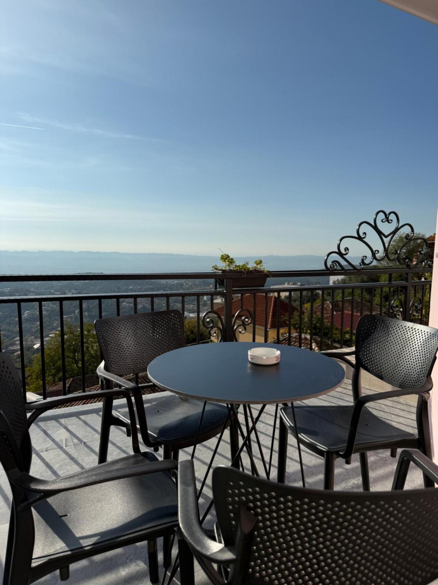 --Hotel Deal-- Rooms With Castle View Krujë المظهر الخارجي الصورة