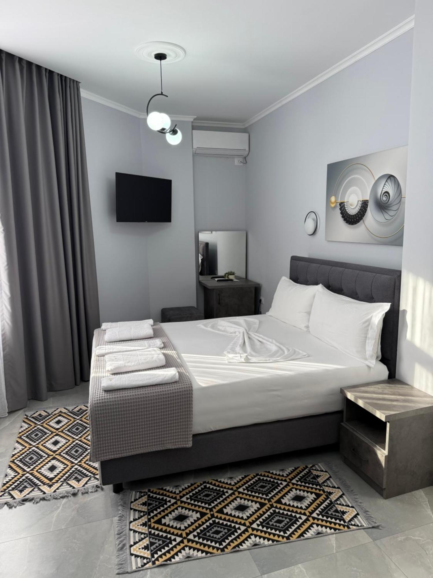 --Hotel Deal-- Rooms With Castle View Krujë المظهر الخارجي الصورة
